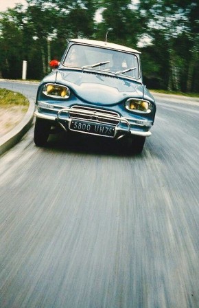 Citroën Ami6 vitesse.jpg