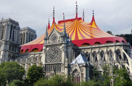 Notre Dame de Paris chapiteau cirque.jpg
