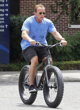 Schwartzenegger_velo.jpg