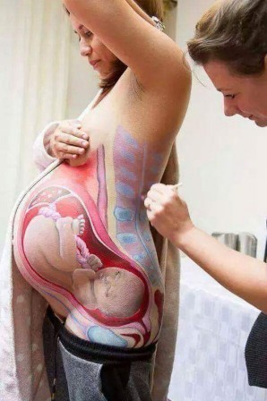 femme_enceinte_bodypainting_preparation_a_l_accouchement.jpg