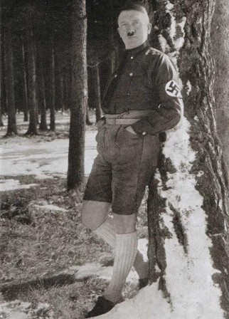 hitler_chaussettes.jpg