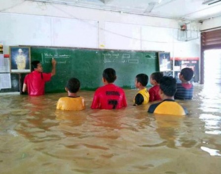 inondation_ecole.jpg