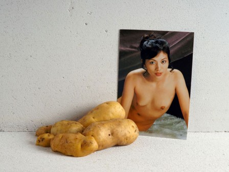 madame_patate_pose_toute_nue.jpg