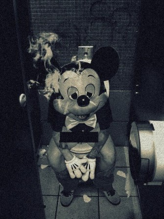 pause mickey.jpg