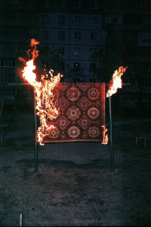 tapis_en_feu_bonne_nuit.jpg