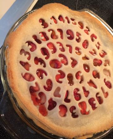 tarte_pi_science_math_Strawberry_peach_pi_e__bon_appetit.png