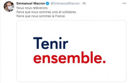 Emmanuel Macron tenir ensemble.JPG, oct. 2020