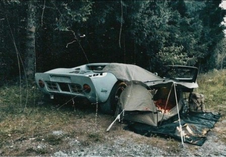 Ford GT40 camping course de voitures écologie.jpg, nov. 2023