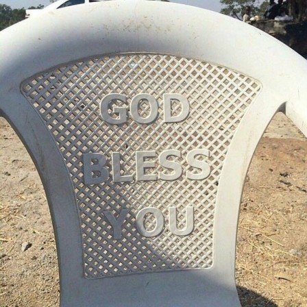 God bless you Que dieu te bénisse ceci est ma chaise.jpg, avr. 2021