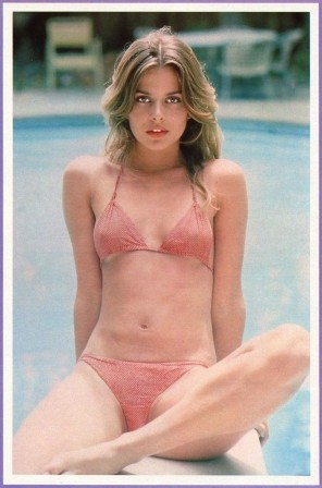 Nastassja Kinski à la piscine.jpg, oct. 2022