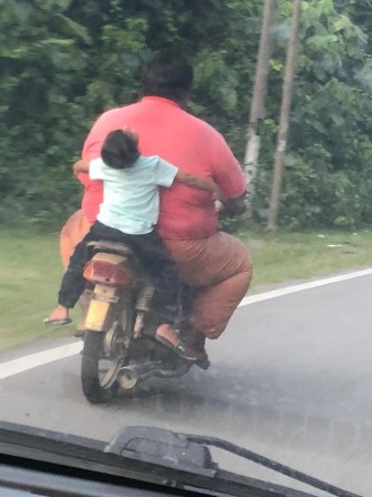 papa je l'aime gros comme ça.jpg, juin 2020