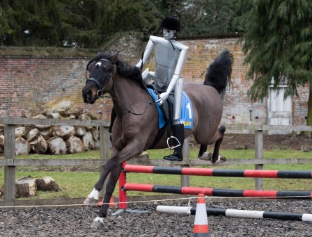 cheval robot jockey la plus belle conquête d'Uber.jpg