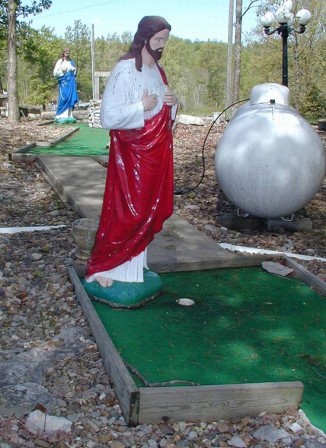dimanche Jésus le sermon sur le minigolf