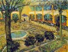 Van Gogh The Courtyard of the Hospital in Arles 1889 jardin de l'hôpital en Arles à l'hôpital y'avait des jardins.jpg, janv. 2023