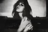 CHIH-CHIEH_WANG__femme_brune_bonne_nuit.jpg