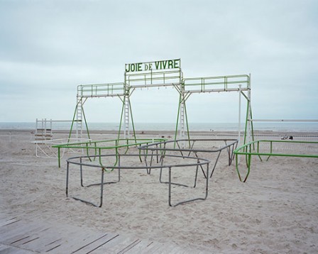 Cedric_Dubus_joie_de_vivre_plage_bonjour_jeu.jpg