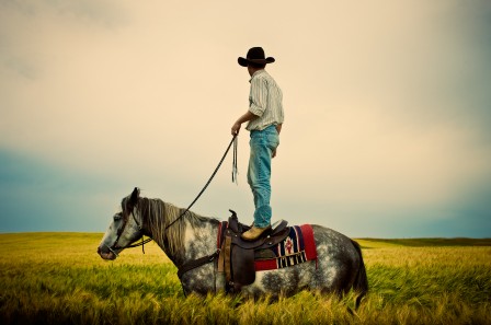 Christopher Wilson il faisait du cheval debout.jpg