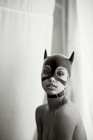 Gilles_Bensimon_Jasmine_Tookes_catwoman.jpg