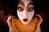Hartmut_Norenberg_femme_fraise_bonjour_theatre.jpg