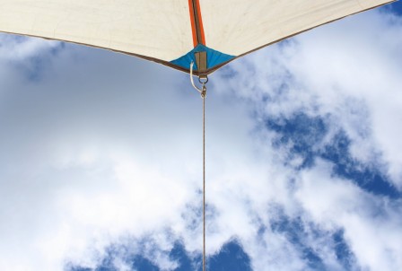 Hatice Besun la voile dans le ciel.jpg