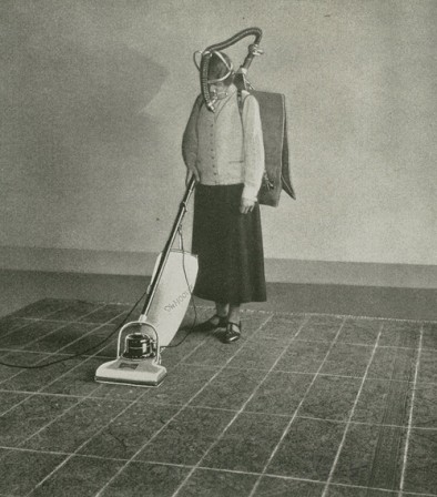Hoover_the_story_of_a_crusade_1926_aspirateur_aspiratrice.jpg