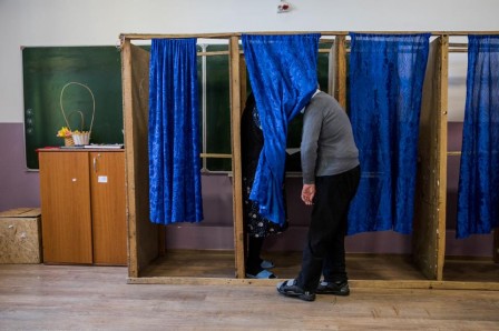 Ioana Moldovan élections vote référendum.jpg