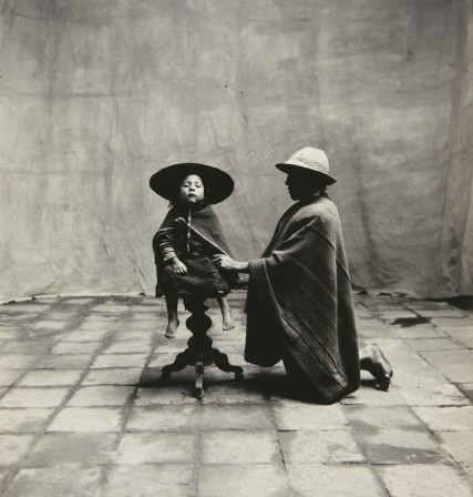 Irving_Penn_Cuzco_pere_et_fils.jpg