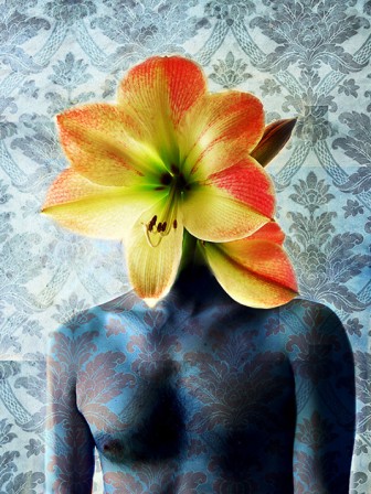 Ivan Kap homme fleur.jpg