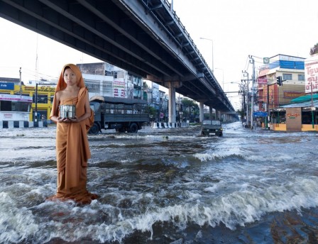 Jean-Paul_Lefret_archange_urbain_inondation.jpg