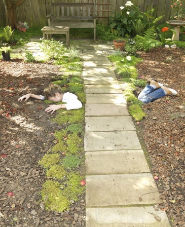 Lee_Materazzi_l_allee_du_jardin.jpeg