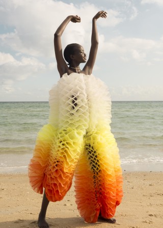 Madeleine Burke crépon on the beach.jpg