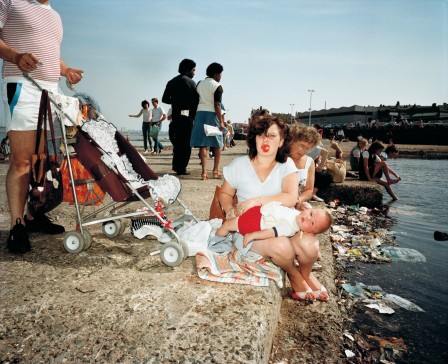 Martin Parr on allait au bord de la mer.jpg