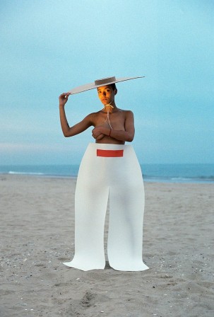 Masha_Reva_x_Jacquemus_By_The_Sea.jpg