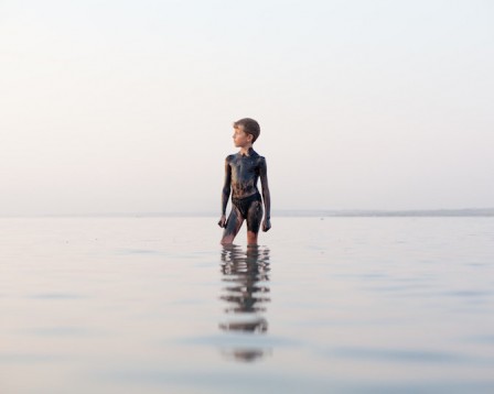 Matthieu_Raffard_enfant_liquide_bonjour.jpg