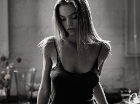 Peter_Coulson_le_regard_baisse.jpg