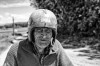 Pierre_Gable_viel_homme_casque_mobylette_sourire.jpg