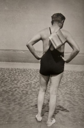 Rene_Magritte_1938__Belgian_Coast.jpg