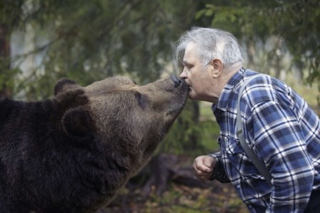 Todd Antony le baiser de l'ours.jpg