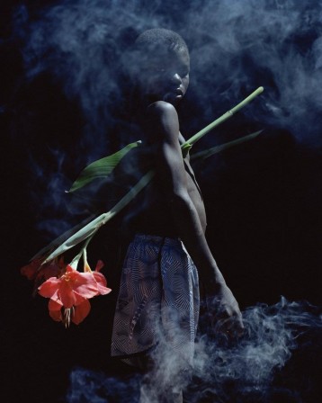 Viviane_Sassen_3.jpg