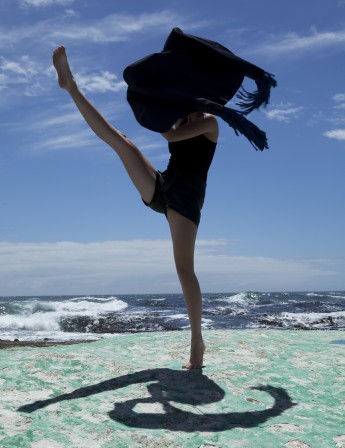 Viviane_Sassen_eolienne_marine.jpg