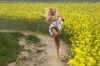 Vladimir_Arkhipov_femme_nue_courir_champs.jpg