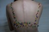 Yung_Cheng_Lin_3cm_soutien-gorge_punaises.jpg