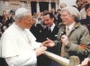pape_Jean_Paul_II_et_Andy_Warhol_Pope_culture.jpg