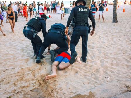 Akif Hakan Celebi police de la plage.jpg, nov. 2020