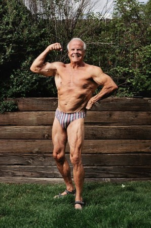 Benjamin Rasmussen Don Ramos bodybuilder de 80 ans exclu pour usage de stéroïdes Salut.jpg, nov. 2022