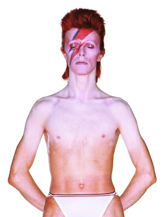 Brian Duffy David Bowie Rare outtake from Aladdin Sane photo session 1973 le slip français.jpg, nov. 2021