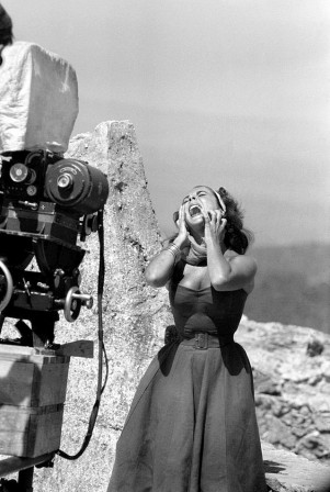 Burt Glinn Elizabeth Taylor filmant une scène pour Soudain l'été dernier 1959 le cri.jpg, janv. 2021