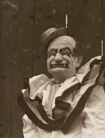 Circus clown 1934.jpg, avr. 2023