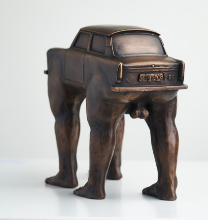 David Černý Quo Vadis bronze 1990 chien voiture.jpg, déc. 2021