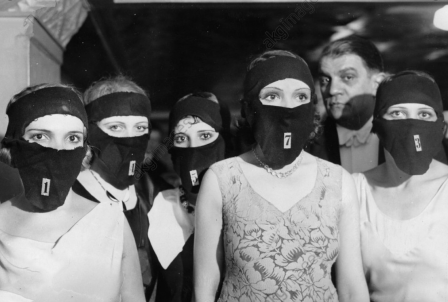 Election of Miss Most Beautiful Eyes of Paris 1930.png, août 2021